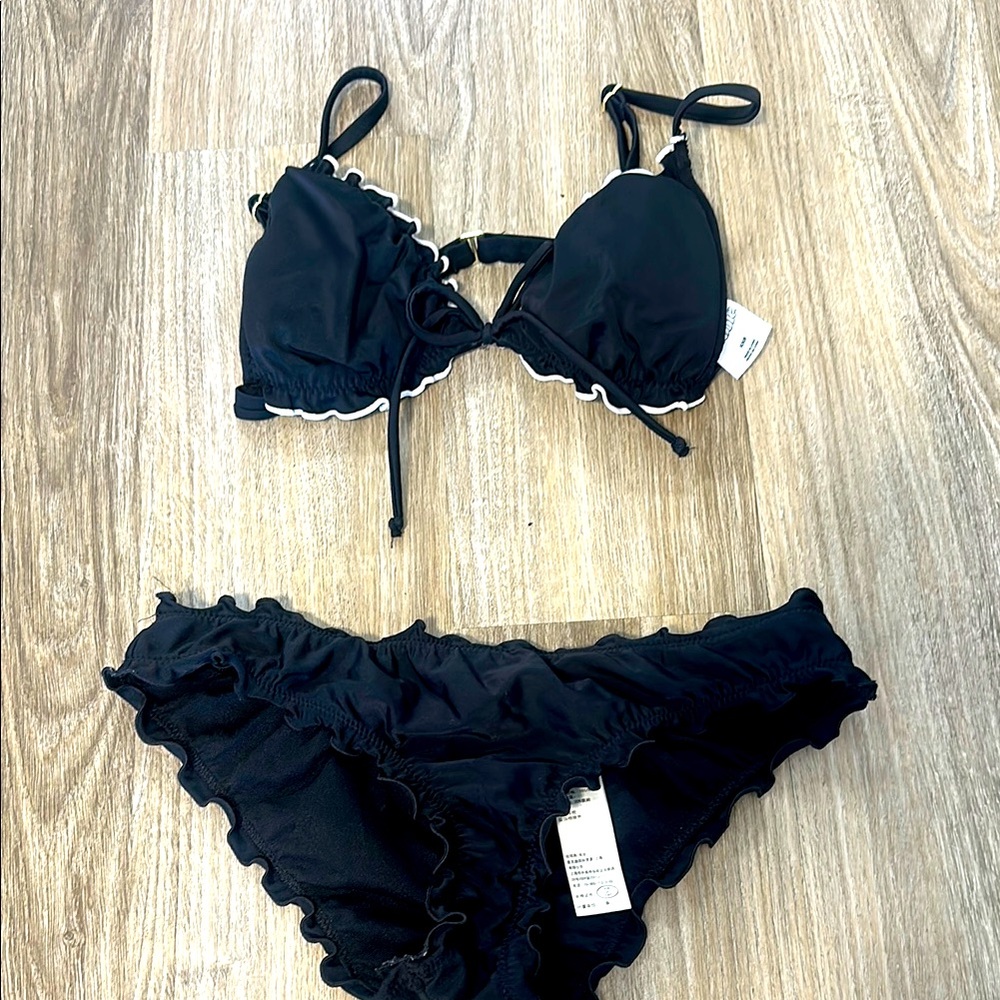 Black Ruffle Bikini - Picture 3 of 3